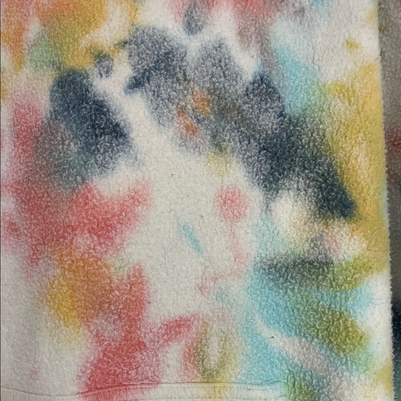 Feat Clothing ‘The BlanketBlend’ Colorful Tie-Dye Women's Hoodie - Picture 4 of 5